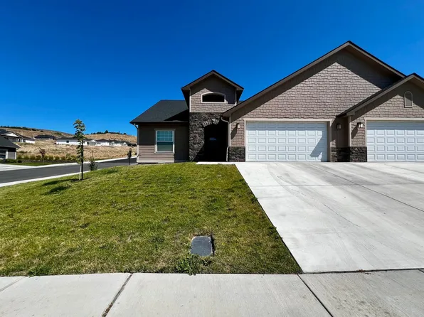 8819 Kail Dr, Yakima, WA 98908