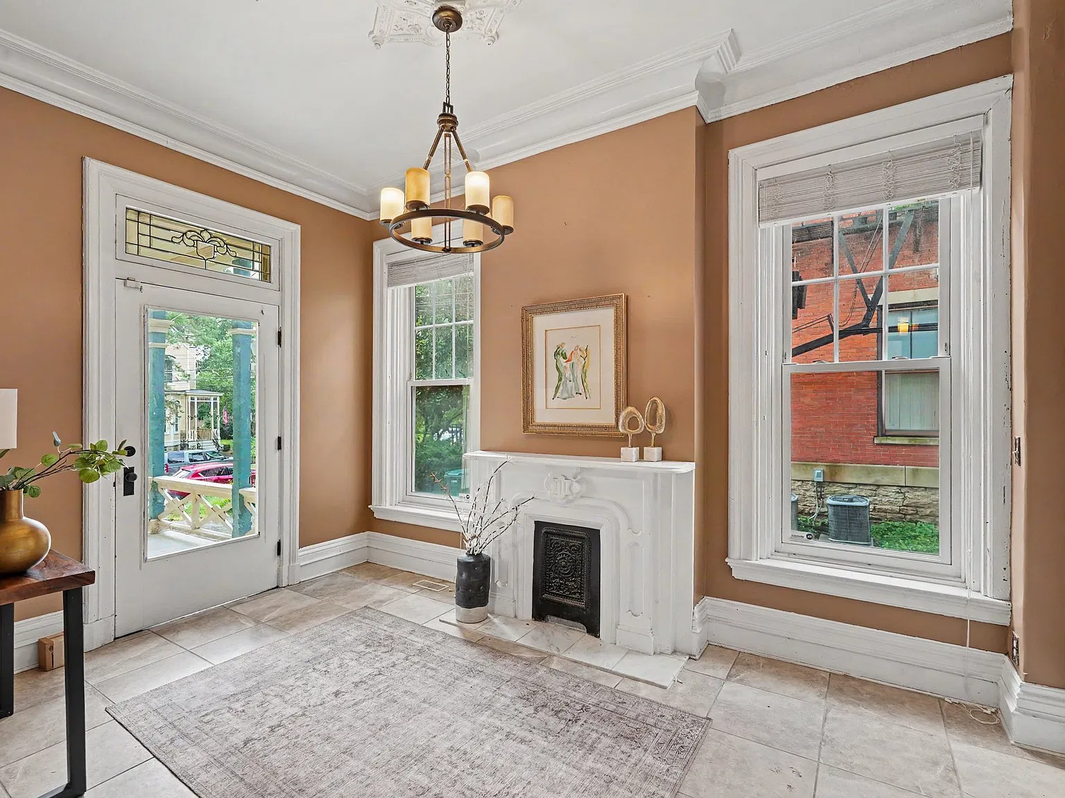 2523 Moorman Ave — Photo 4