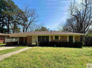 515 M St, De Kalb, TX 75559