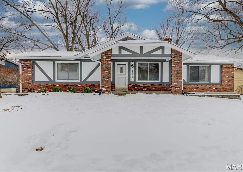 1st image of 12240 Spring Place Ct