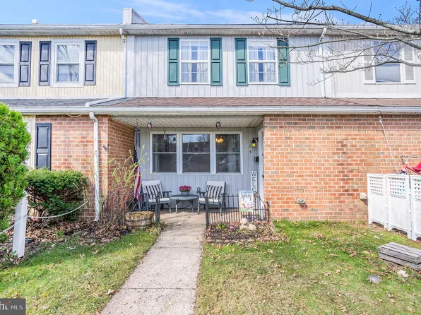 164 Forsythia Ct, Quakertown, PA 18951