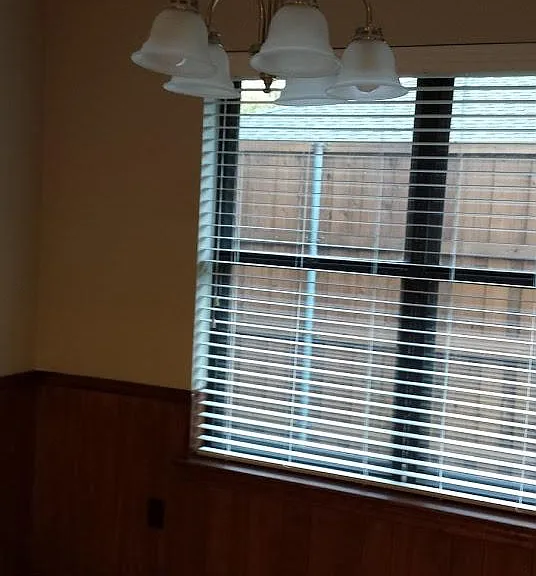 3225 Cross Bend Rd — Photo 8
