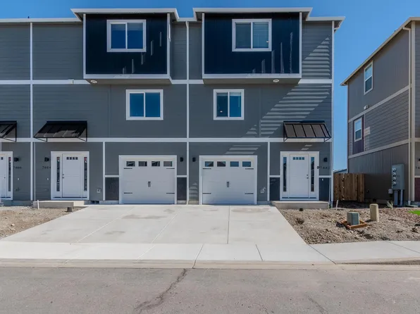 7882 28th St, White City, OR 97503