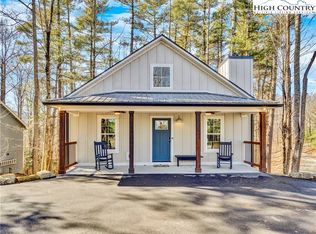 741 Pine Ridge Rd, Banner Elk, NC 28604