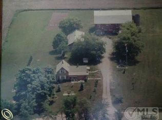 4691 Croswell Rd, Croswell, MI 48422