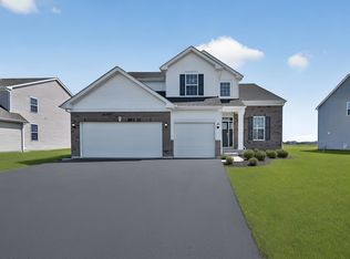 176 Blazing Star Trl, Oswego, IL 60543