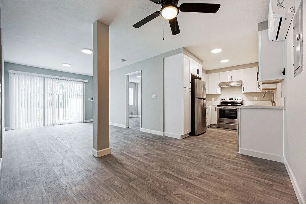 Citra Apartments — Photo 1