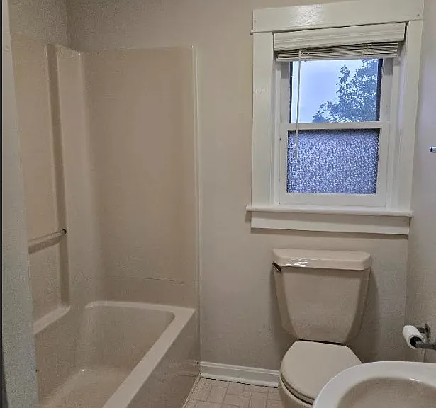 108 Abbottstown St — Photo 8