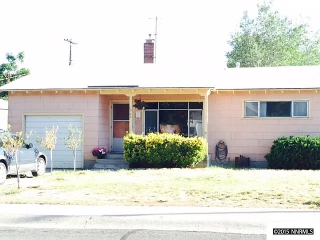 1520 Dayton Way photo 1