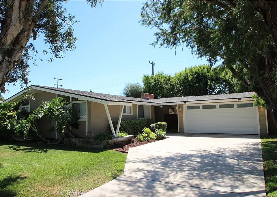 263 Hanover Dr