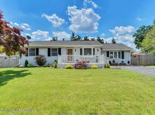 31 Georgian Blvd, Jackson, NJ