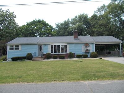 23 High St, Granby, MA, 01033