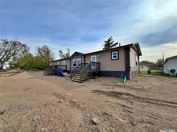615 King STREET, Wapella, SK S0G 4Z0