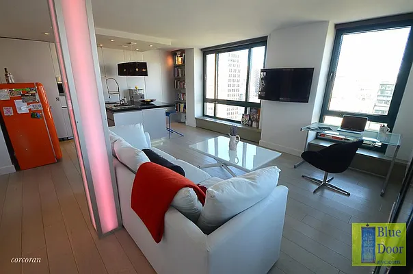 Rented by Corcoran | media 25