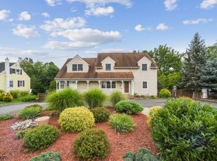 139 Hillside Ave, Livingston, NJ 07039