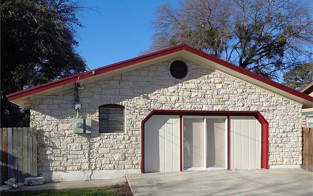 1st image of 306 E Anderson Ave