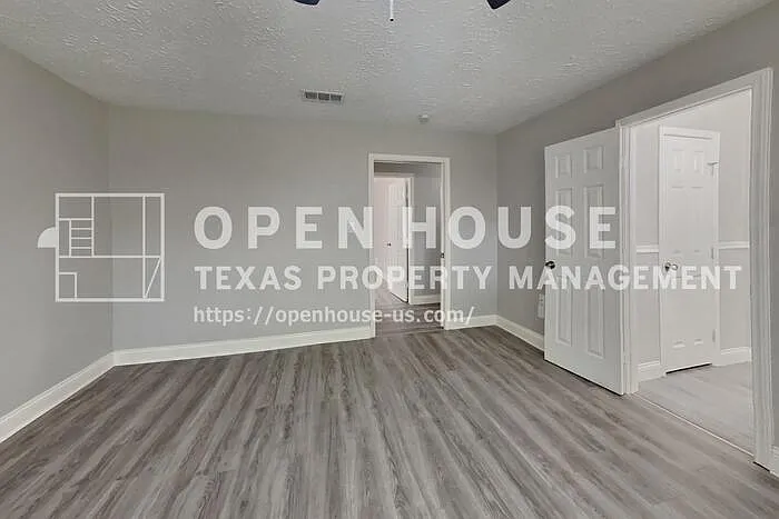 12706 Pantano Dr — Photo 26