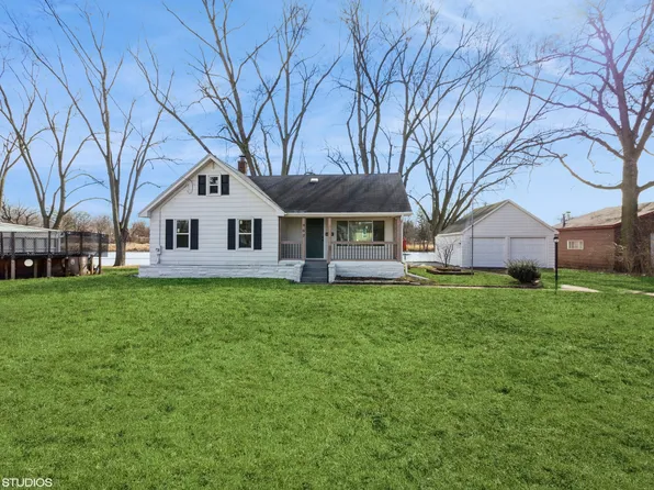 467 N River St, Montgomery, IL 60538