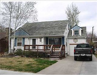 1st image of 829 Wyoming Ave