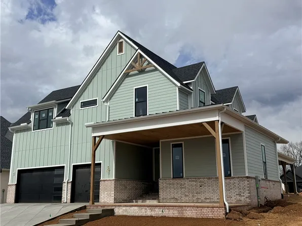 3900 SW Rhythm Ave, Bentonville, AR 72713