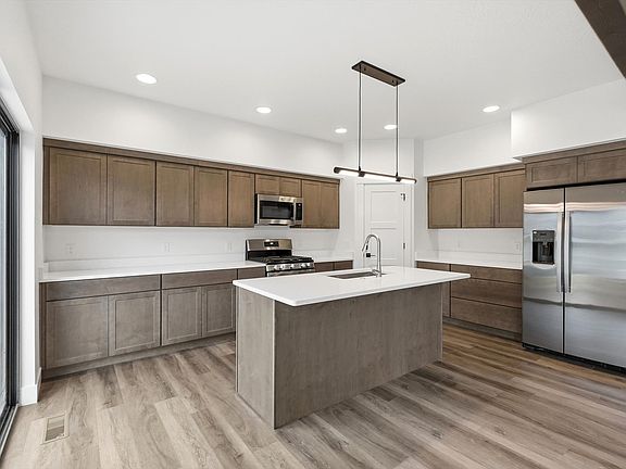 3rd image of 2797 Riata Rd #B