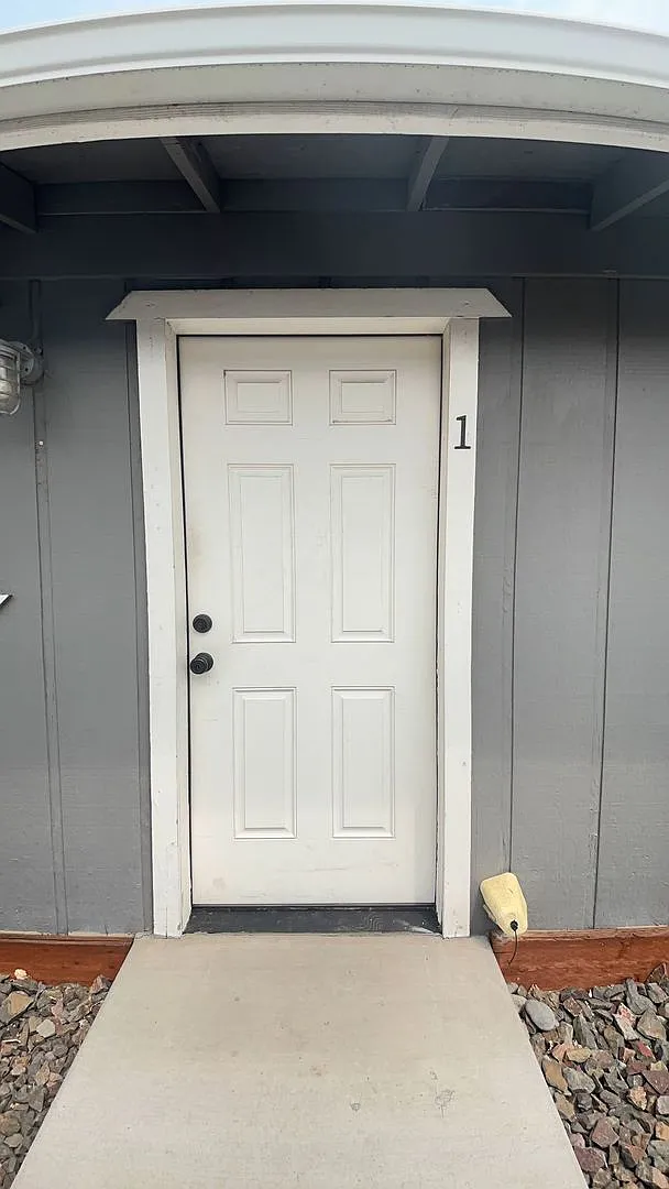 F960 — Photo 2