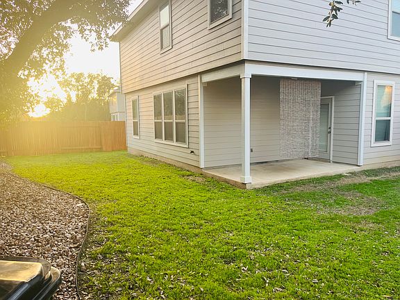 2nd image of 116 Driftwood Hills Way