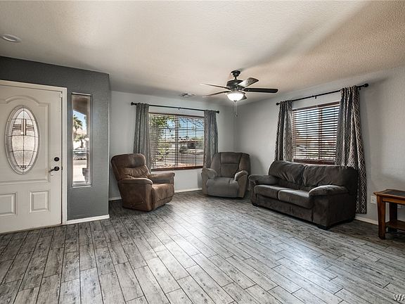 3rd image of 604 Palo Verde Drive