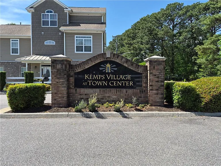 4900 Boyle Ct — Photo 31