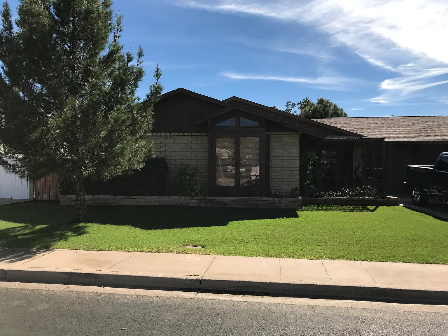 4 bed, 1660 sqft, $900 — Photo 2