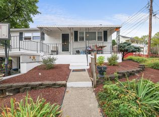 9 W Jewel St, Roseto, PA 18013