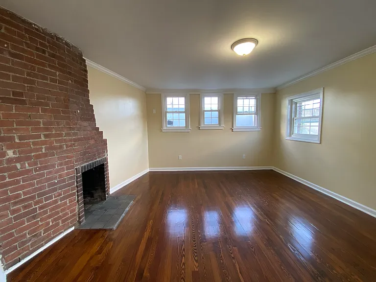 75 Whitney Ave #4A — Photo 10
