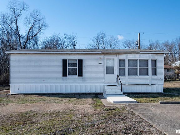 3rd image of 10553 Torrance Rd