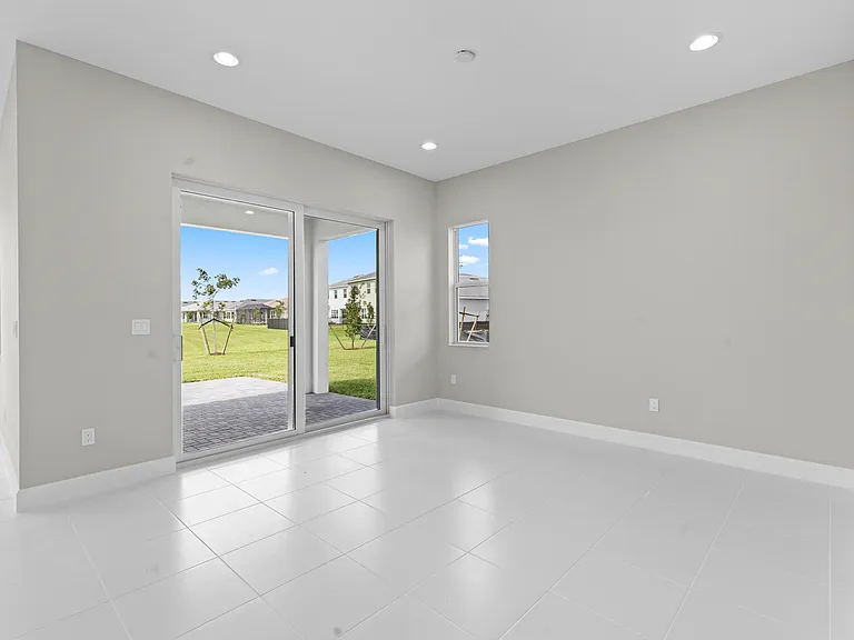 5715 Bristlecone Cmns — Photo 5