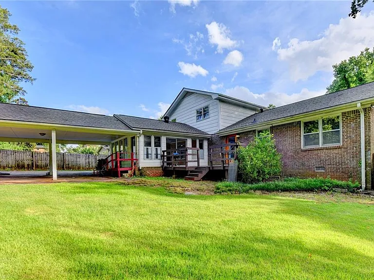 268 Allen Ct SW — Photo 51