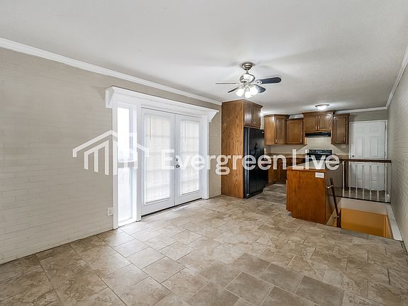4th image of 3106 E 94th St