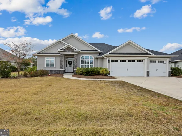 102 Riley Hunter Dr, Kingsland, GA 31548