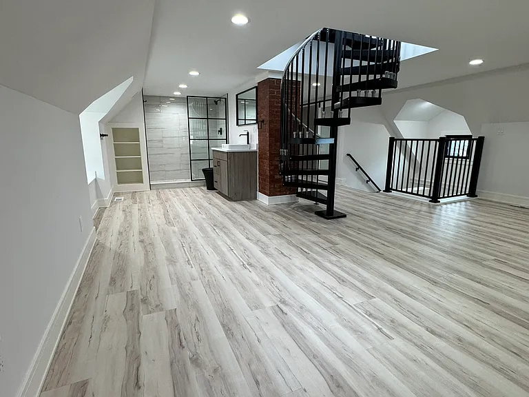 6810 Herman Ave #UP — Photo 11
