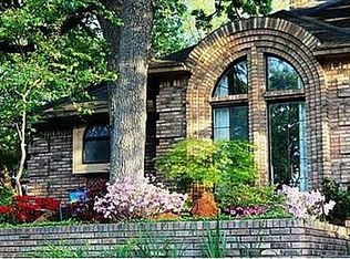 5325 Stonewood Ct, Arlington, TX 76017