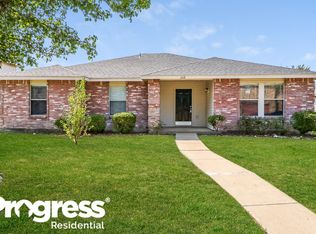 660 Lowe Dr, Cedar Hill, TX 75104