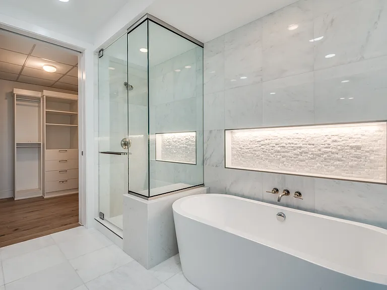 3130 N Harwood St #2606 — Photo 4