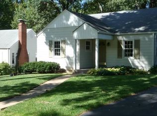 2833 Lawndell Dr, Saint Louis, MO 63144