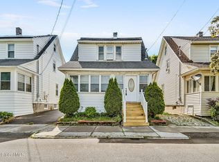 30 Regent St, Albany, NY 12202