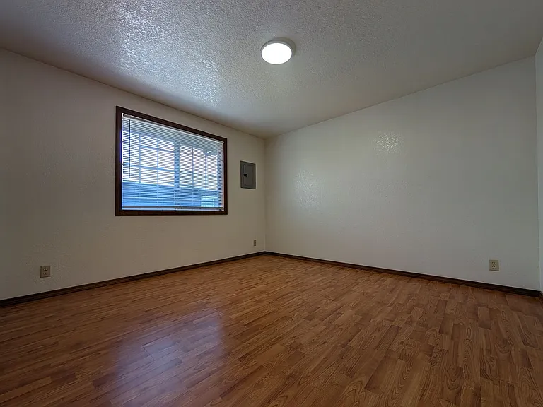 1201 R St #4 — Photo 9