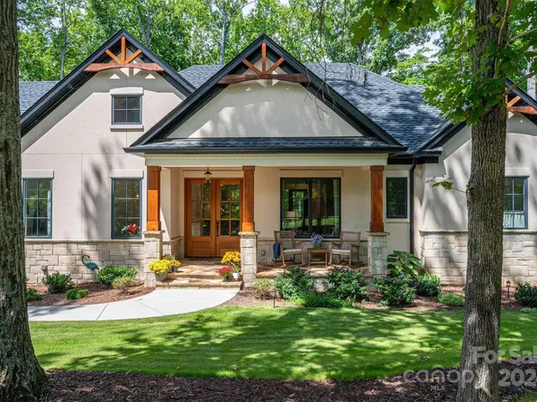 1212 Reflection Pointe Blvd, Belmont, NC 28012