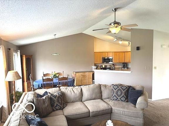 4th image of 10436 Kings Gap Way