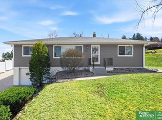 8517 Burt St, Omaha, NE 68114