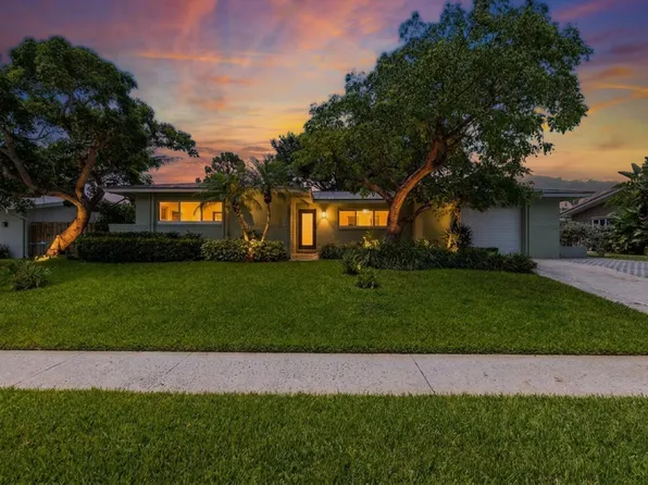 1002 SW 1st Street, Boca Raton, FL 33486