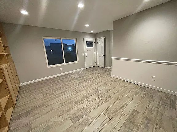 3rd image of 8776 Pagoda Way