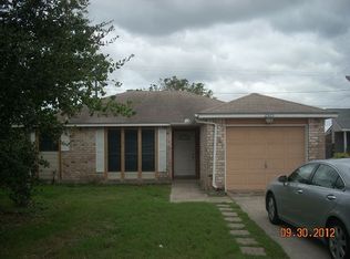 2305 Vialoux Dr, Corpus Christi, TX 78418